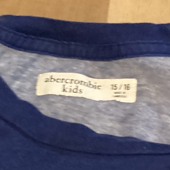 Abercrombie & Fitch Kids' Bundle Four Shirts Boys Graphic Henley 15-16 GUC - Picture 10 of 13
